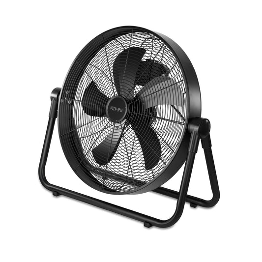 Die Unold Windmaschine Black Steel ist ein großer schwarzer Bodenventilator aus Metall mit fünf Flügeln, einem Schutzgitter und einem verstellbaren Ständer, der nach rechts geneigt vor einem weißen Hintergrund abgebildet ist.