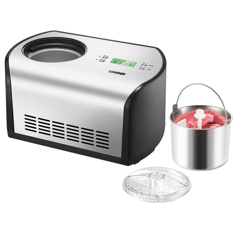 Neben der Unold Eismaschine One inklusive Eisbuch 1,2 L in Silber und Schwarz mit Digitalanzeige steht eine Metallschale mit rosa Eiscreme und einem durchsichtigen Kunststoffdeckel.