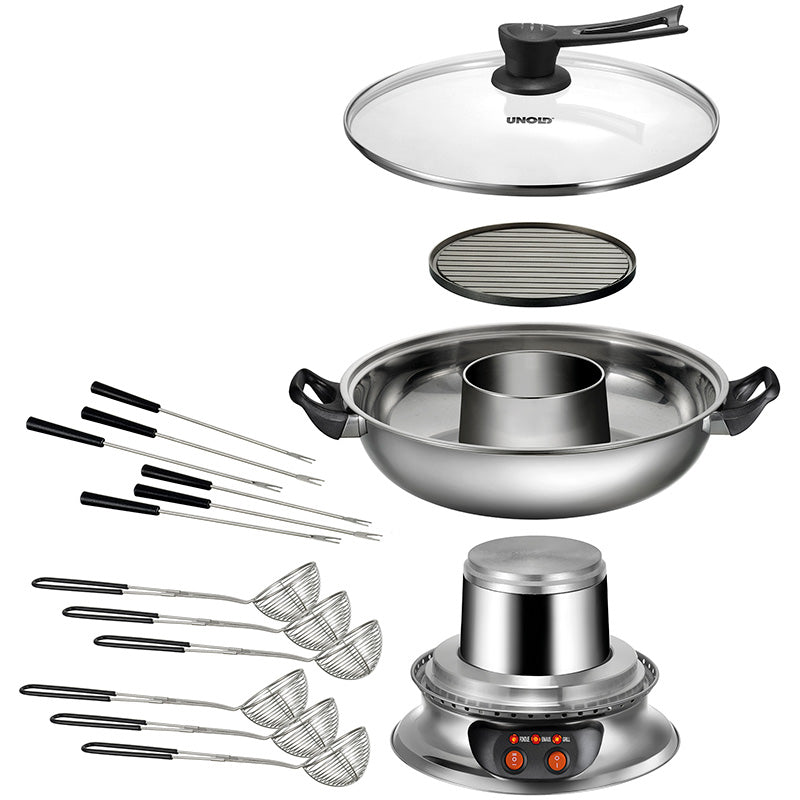Das Unold Asia-Fondue-Set besteht aus einem Edelstahltopf, einem Glasdeckel, einem Grillrost, einem Brenner, sechs Gabeln mit schwarzen Griffen und sechs Schaumlöffeln – alles ordentlich auf weißem Hintergrund angeordnet.