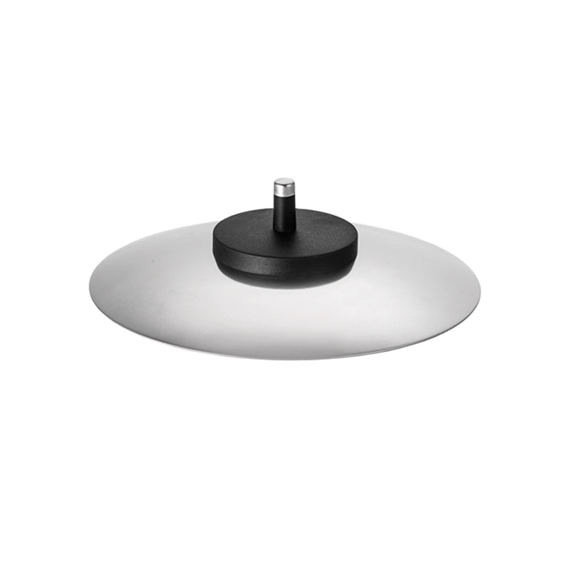 Der Unold Fondue-Topf-Deckel für RACLETTE 48726 ist ein Topfdeckel aus Metall mit einem zentralen schwarzen Griff auf weißem Hintergrund.