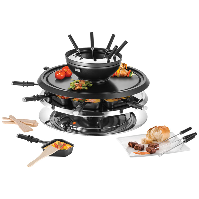 Das Unold Raclette Multi 4 in 1 besteht aus einem Tischgrill-Set mit Fonduetopf oben, Spießen, Pfännchen zum Erwärmen der Speisen darunter und inklusive Holzspachtel – perfekt für Brot, Fleisch und Gemüse.
