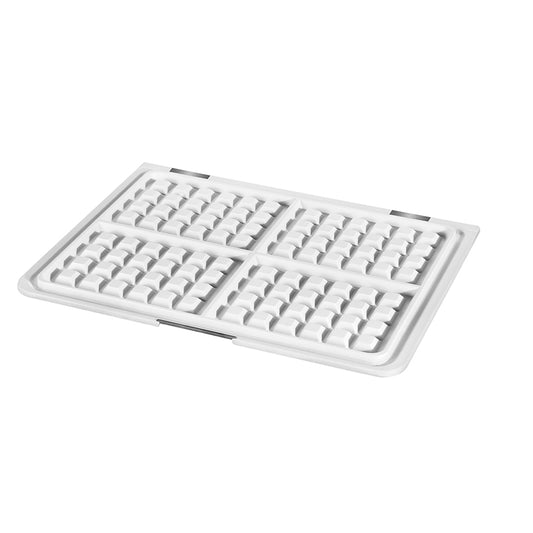 Die Unold Waffelplatte für CONTACT-GRILL Plus 58590 ist eine weiße rechteckige Kunststoffschale mit vier Abschnitten mit Waffelmuster, die jeweils ein Raster aus erhabenen quadratischen Erhebungen aufweisen, die vor einem schlichten Hintergrund dargestellt sind.