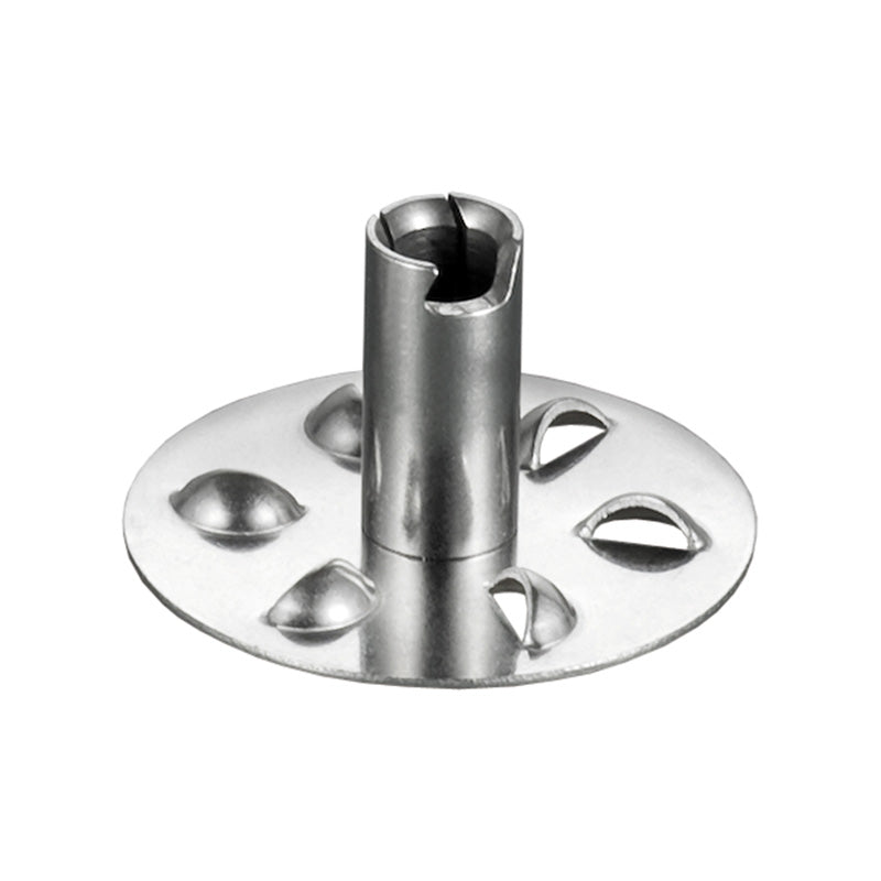 Die ESGE-Zauberstab Quirlscheibe von ESGE Zauberstab ist eine Metallscheibe mit einem zentralen zylindrischen Rohr und vier gleichmäßig verteilten tropfenförmigen Aussparungen um ihre Basis.