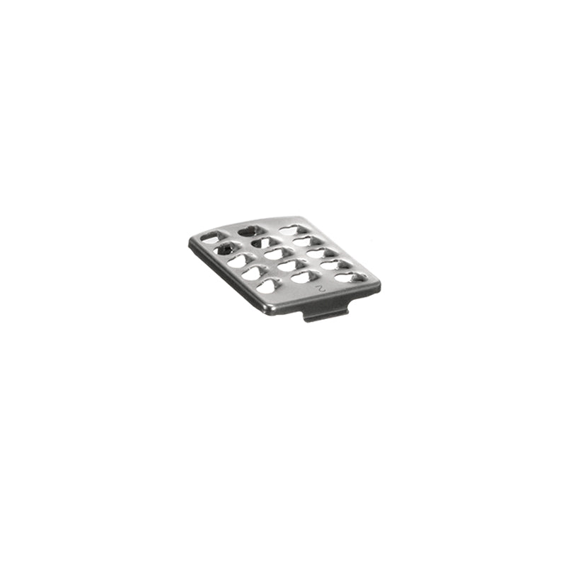 Die Unold Raspelscheibe mittel (Nr.2) für KÜCHENMASCHINE Kompakt 78501 ist eine Reibscheibe aus Metall mit mehreren Löchern und abgerundeten Kanten, abgebildet auf weißem Hintergrund, die für die Lebensmittelzubereitung konzipiert ist.
